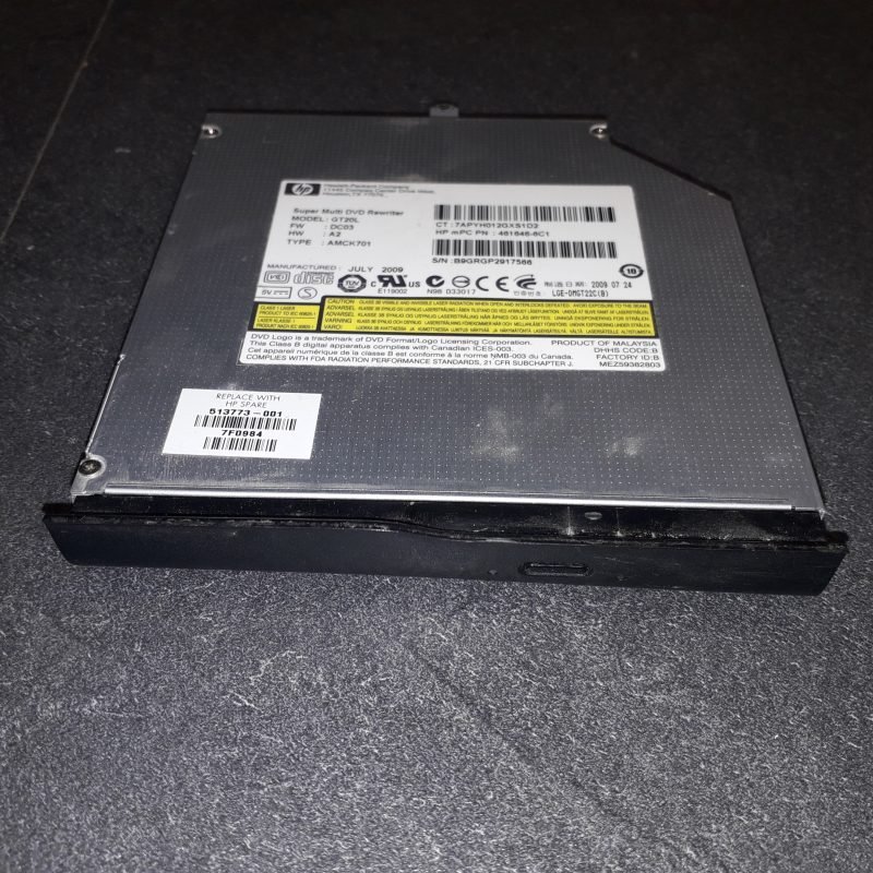 Graveur lecteur CD et DVD+/-RW interne portable GT20L