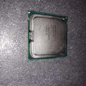 Processeur Intel Dual Core E2140 Socket 775 Pentium 1,6 GHz SLA3J