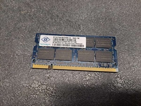 Mémoire NANYA 2 go (1x2gb) ddr2 modules nt2gt64u8hd0bn-3c 2rx8 pc2-5300s-555-13-f1