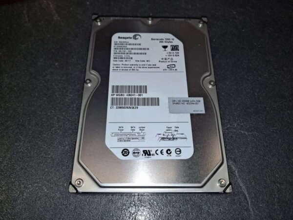 Disque dur 3.5 Sata SEAGATE Barracuda ST3250820AS 250GO