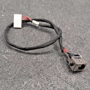 Connecteur d'alimentation ASUS R752L