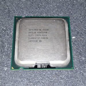 Processeur Intel Pentium E5500 2.80GHz Dual-Core LGA775 SLGTJ 2MB Cache 65W